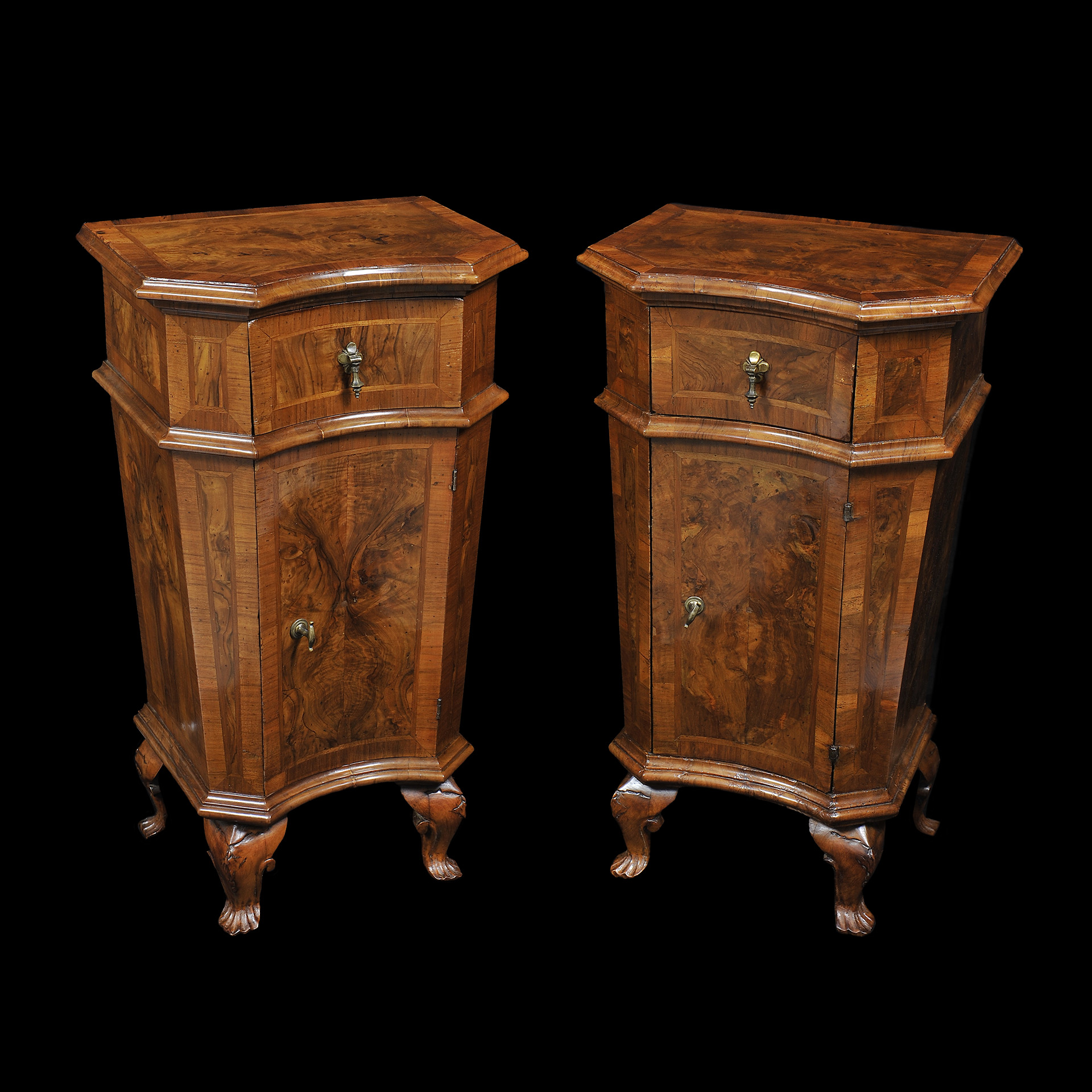 Coppia di comodini veneziani